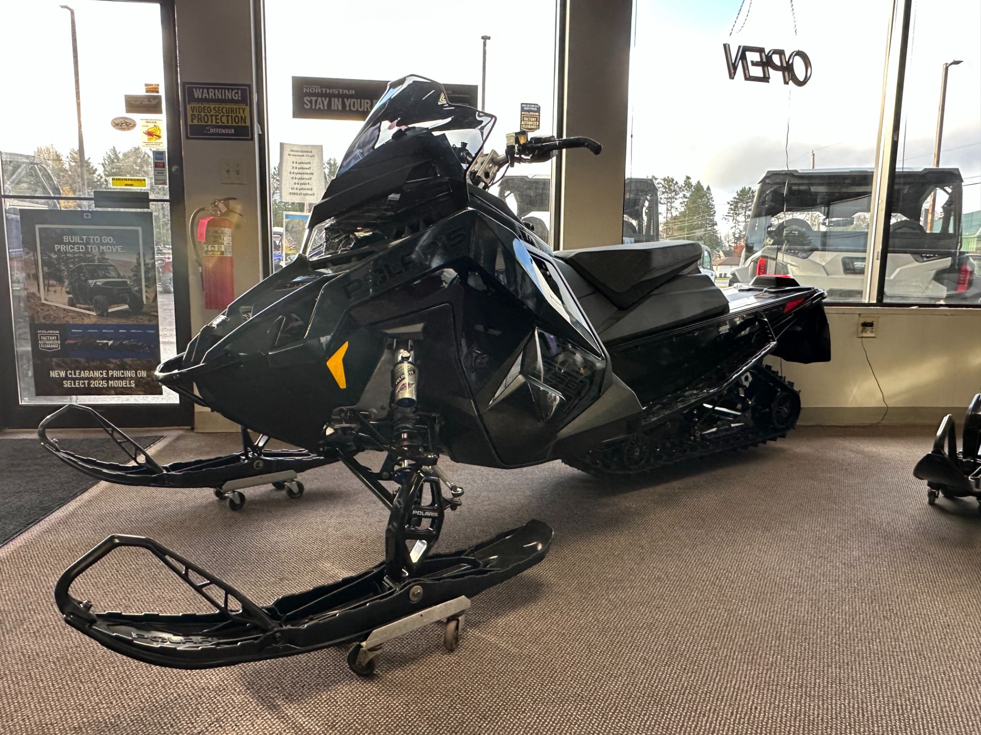 New 2026 Polaris 850 INDY VR1 137 SC ES | Snowmobiles in Ironwood MI ...