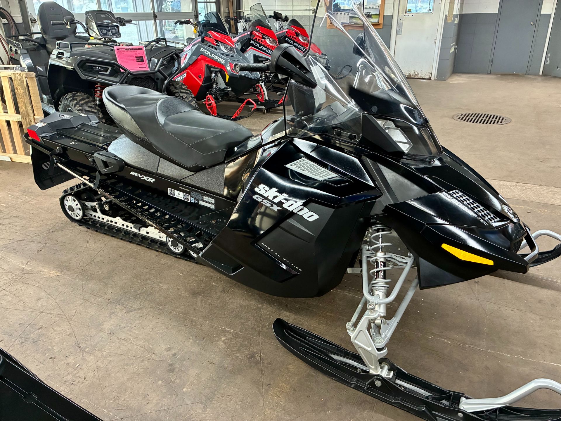 スポーツ別 スノーモービル スキードゥー SKI-DOO MX Z X-RS E-TEC