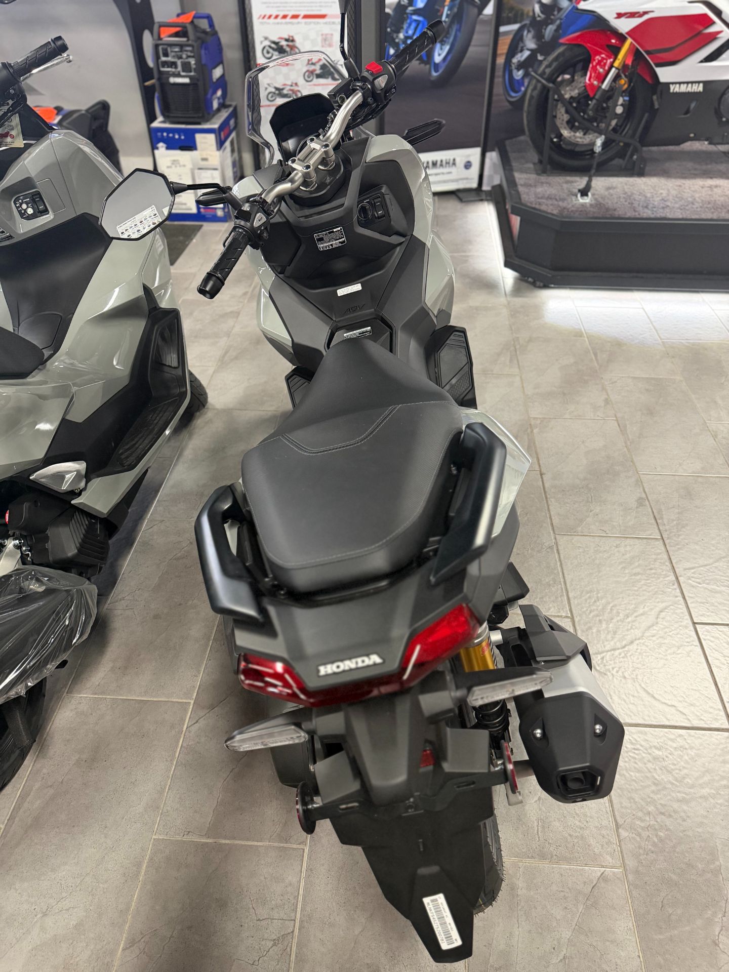 2026 Honda ADV160 5