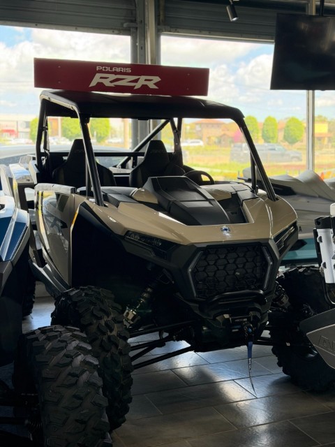 2026 Polaris RZR XP 1000 Ultimate — photo 1 of 10