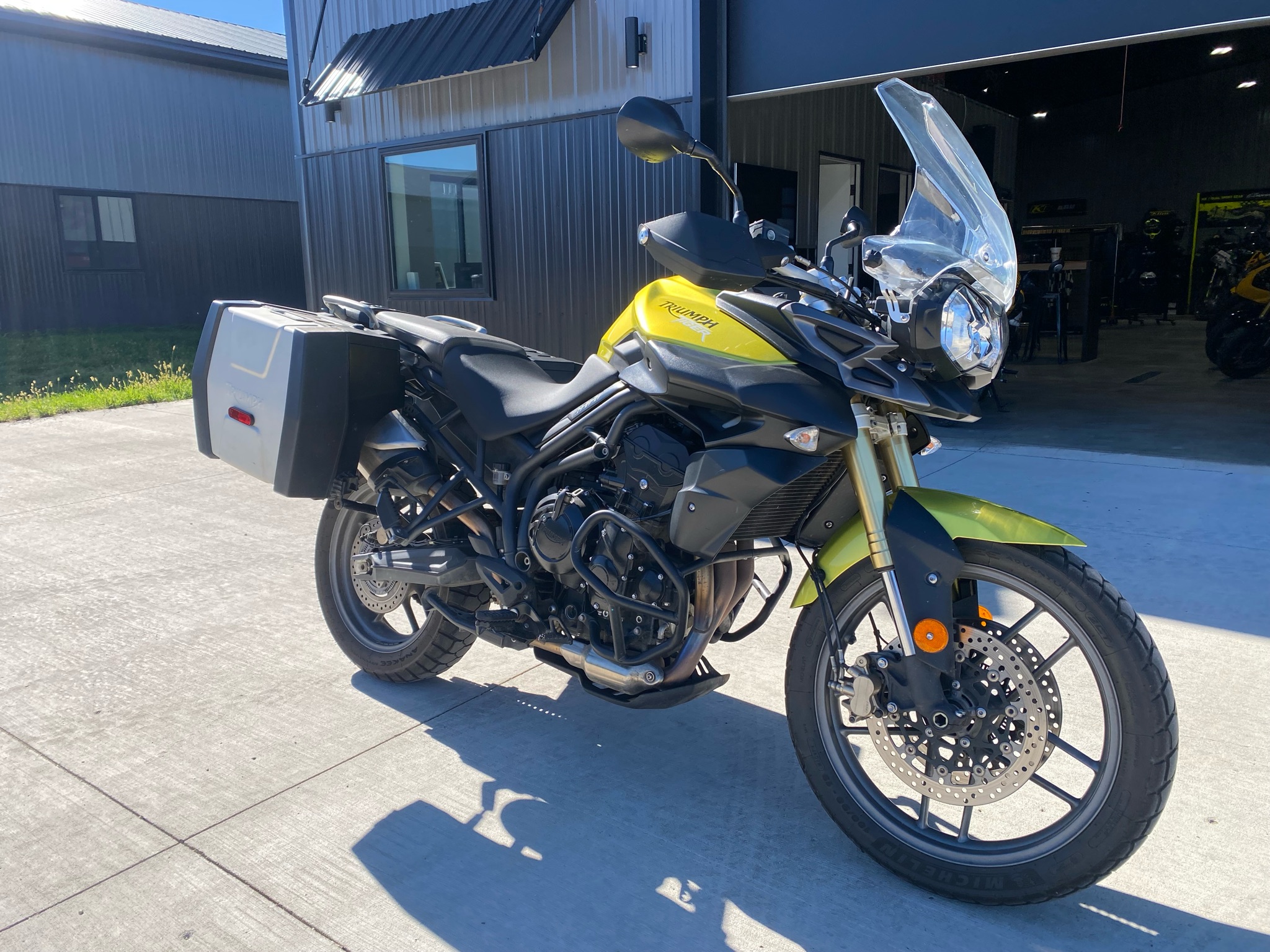 2012 Triumph Tiger 800 ABS 1