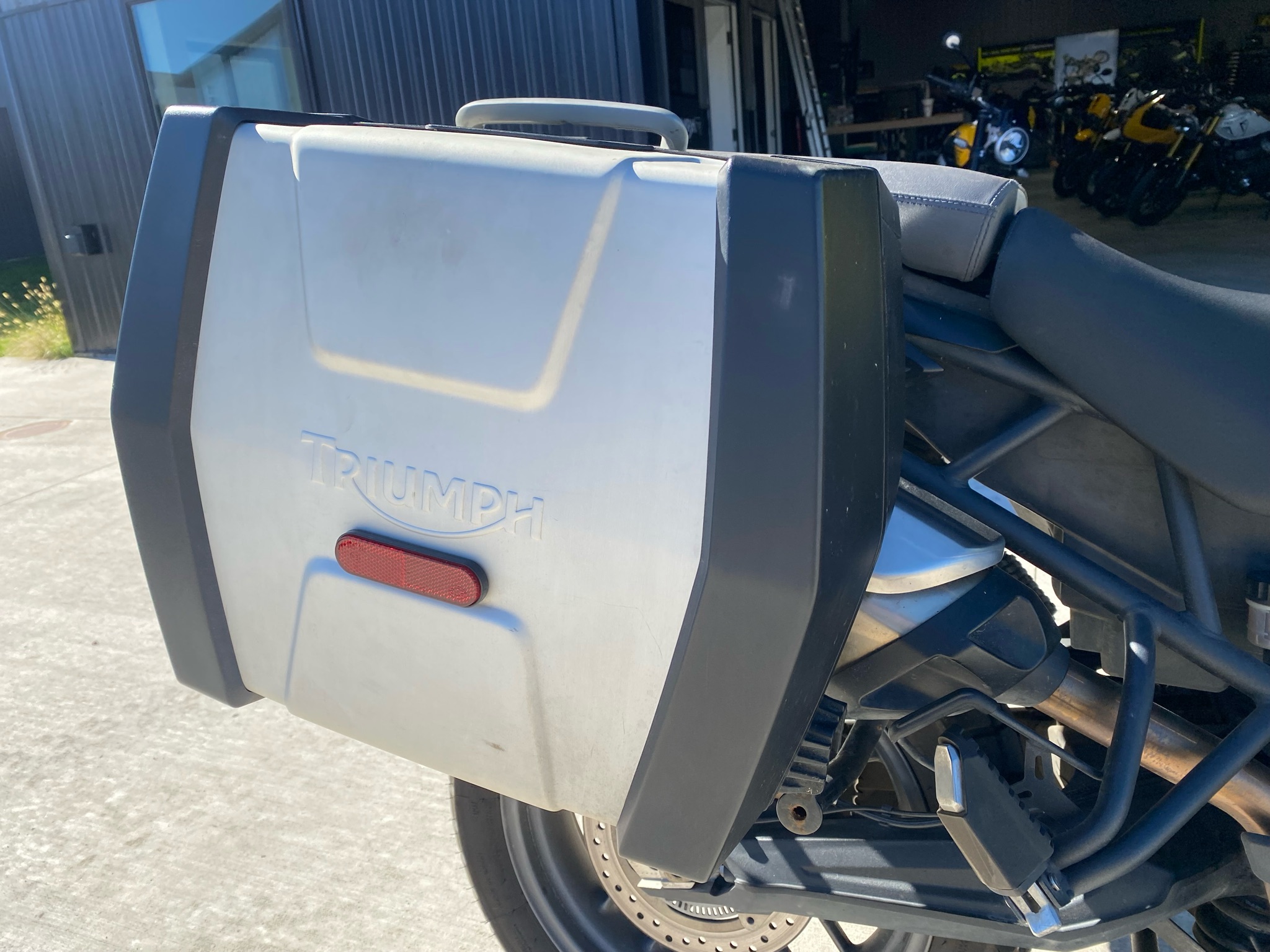 2012 Triumph Tiger 800 ABS 10