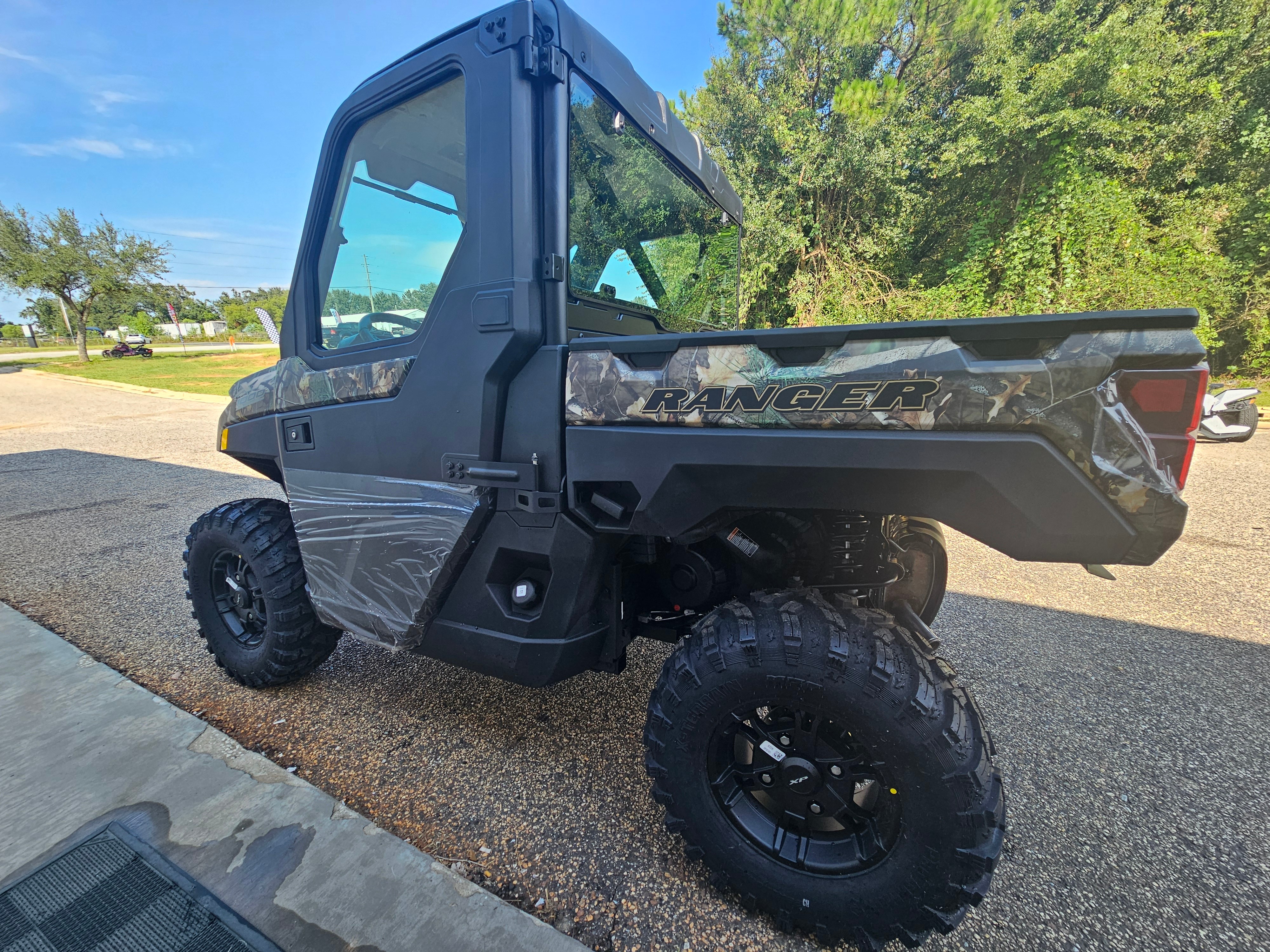 2027 Polaris Ranger XP 1000 NorthStar Ultimate 3
