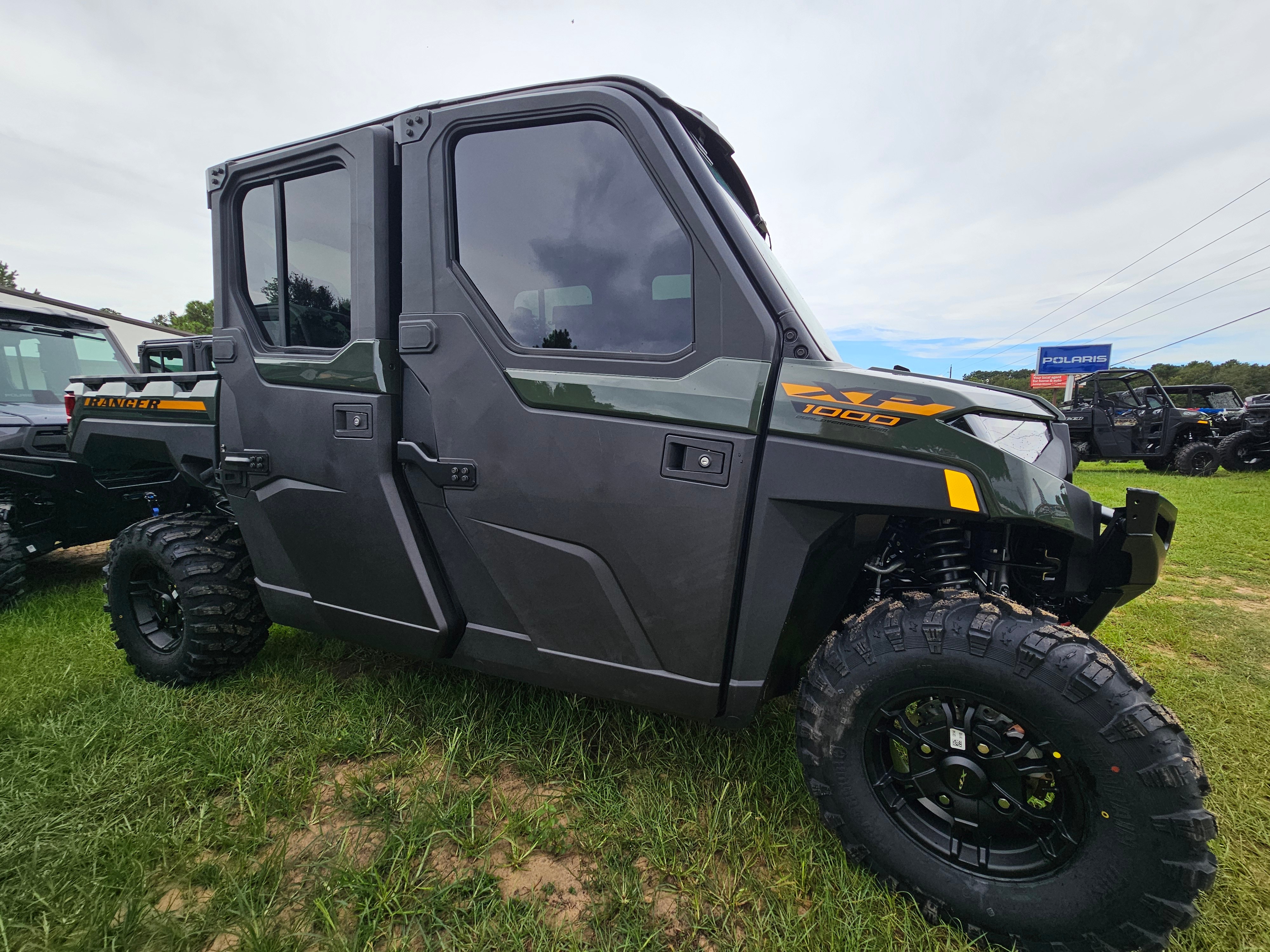 2027 Polaris Ranger Crew XP 1000 NorthStar Ultimate 1