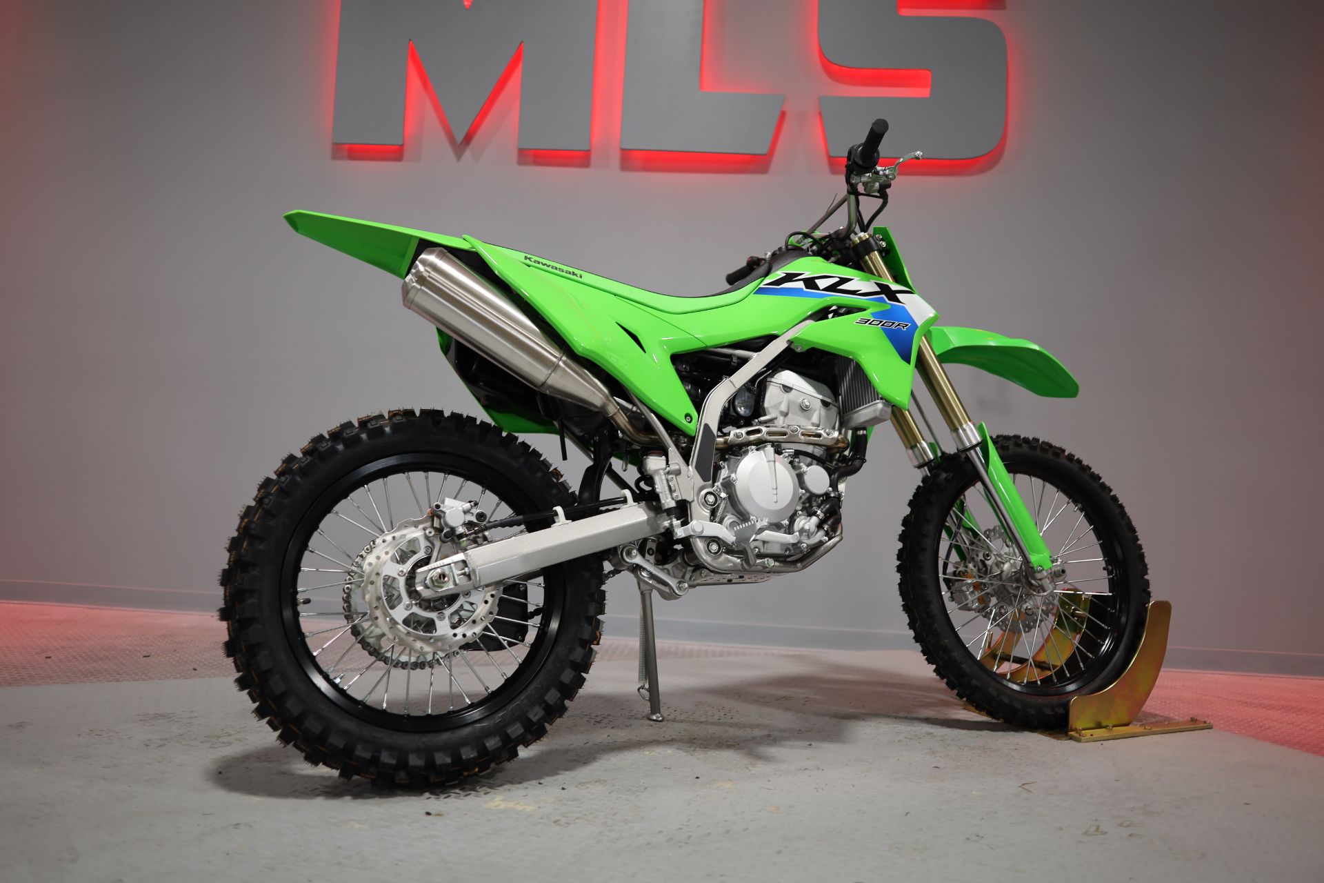 【K】エリックアラカワ　モデル　スプリンガー　6.2 30.5リッター New 2026 Kawasaki KLX®300R for Sale | Georgetown KY Motorcycles