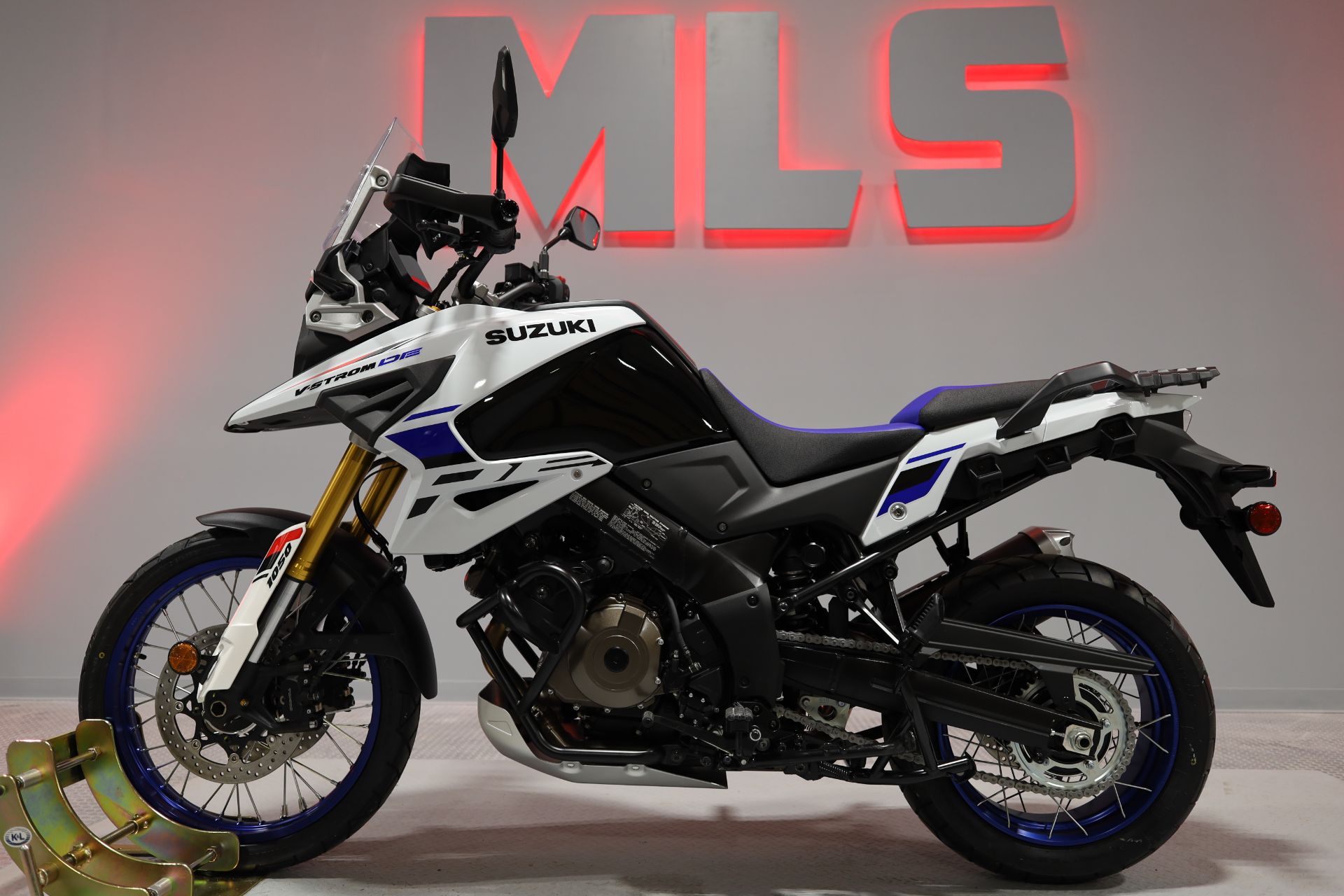 New 2026 Suzuki V-Strom 1050DE for Sale | Georgetown KY