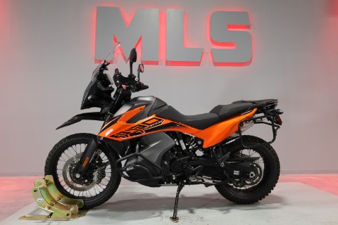2022 KTM 890 Adventure — photo 1 of 9