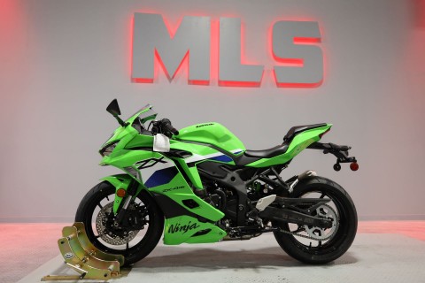 2026 Kawasaki Ninja ZX-4RR ABS — photo 1 of 11