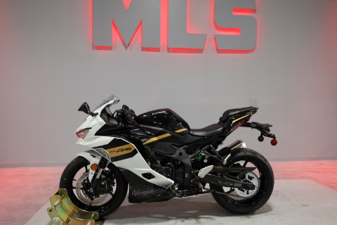 2026 Kawasaki Ninja ZX-4RR ABS — photo 1 of 12