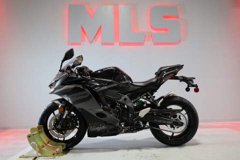 2026 Kawasaki Ninja ZX-4RR ABS — photo 1 of 8