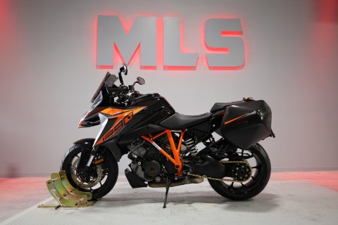 2019 KTM 1290 Super Duke GT — photo 1 of 9