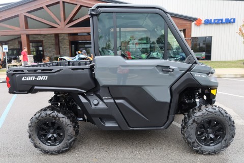 2027 Can-Am Defender DPS CAB HD9