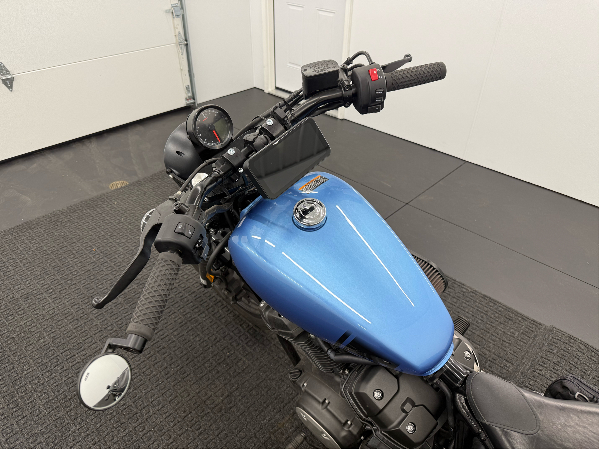 2015 Yamaha Bolt in Rochester, New York - Photo 2