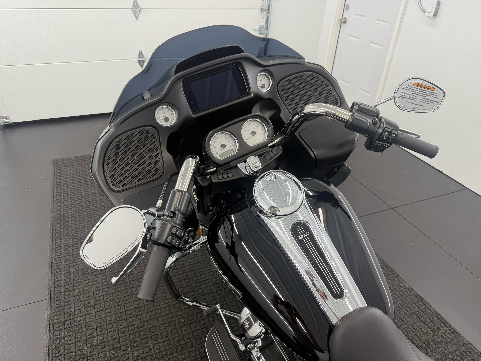 2023 Harley-Davidson Road Glide® in Rochester, New York - Photo 3