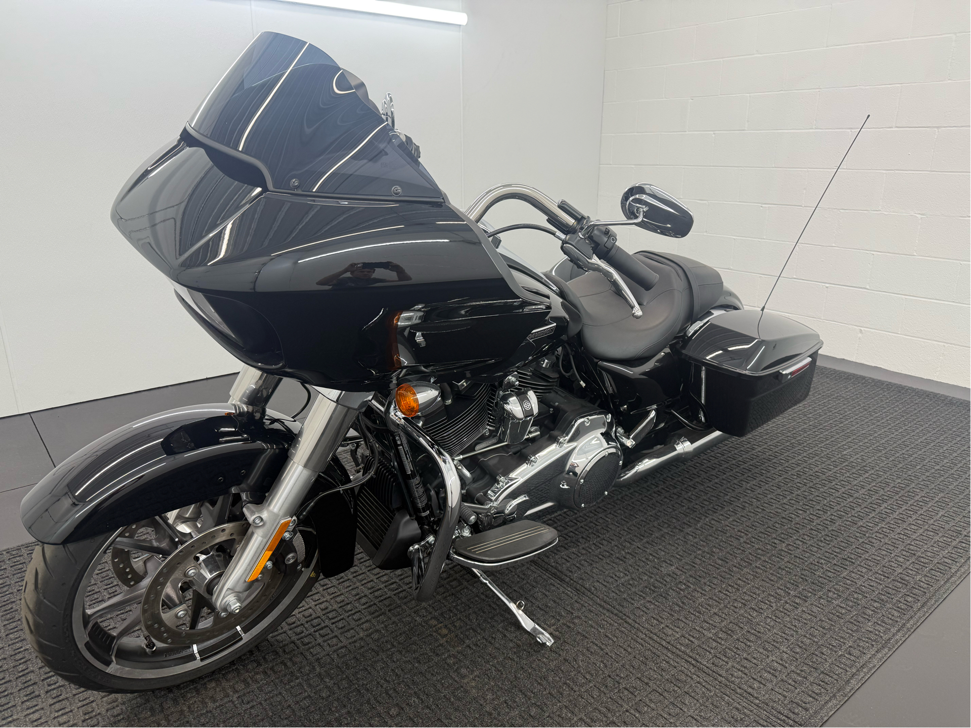 2023 Harley-Davidson Road Glide® in Rochester, New York - Photo 7