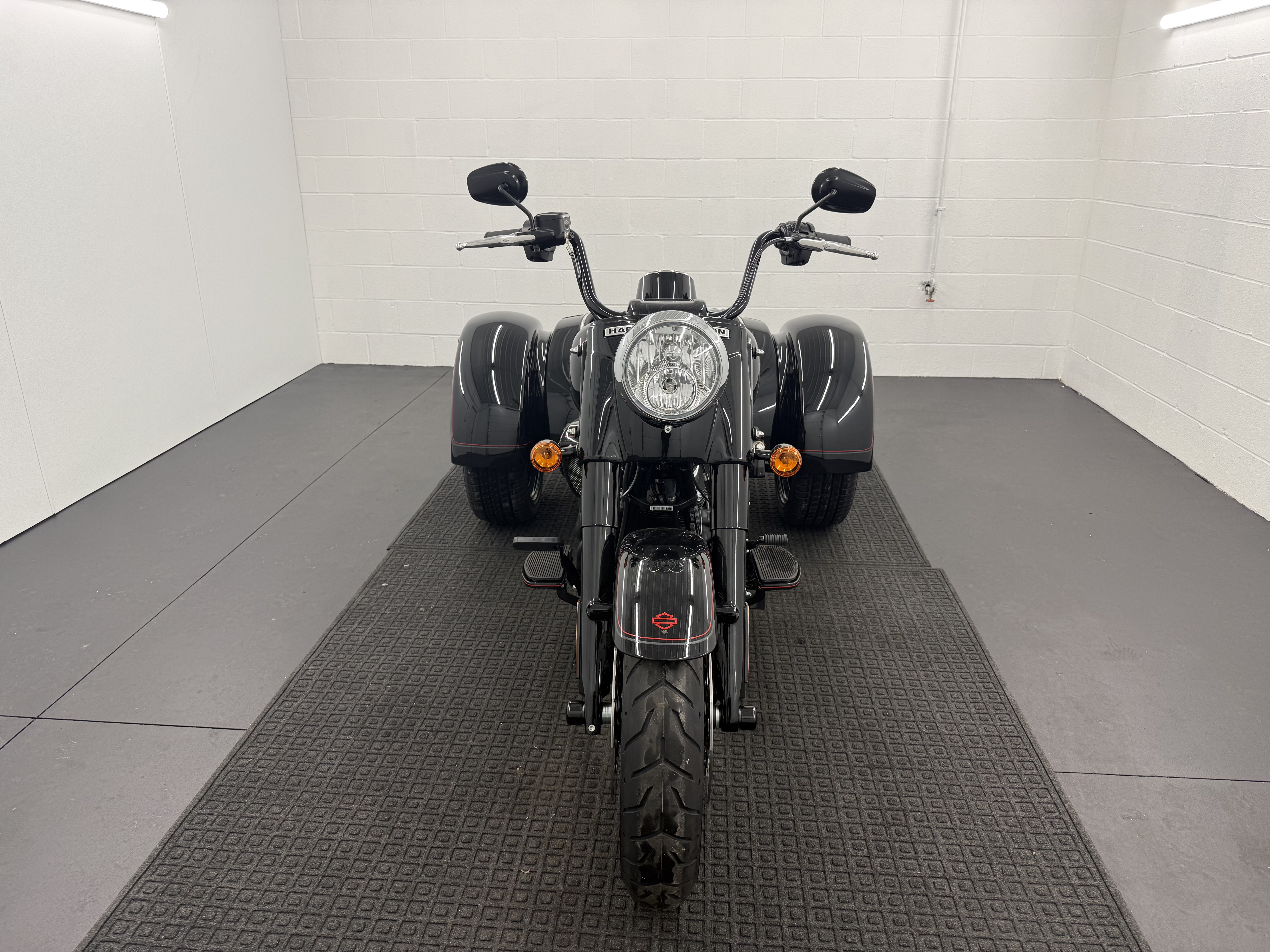 New 2025 Harley-Davidson Freewheeler® Motorcycle - Specs, Price, Photos