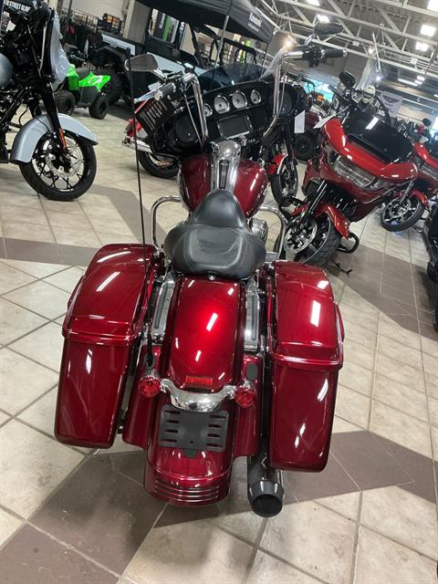 2017 Harley-Davidson Street Glide® Special in Rochester, New York - Photo 3