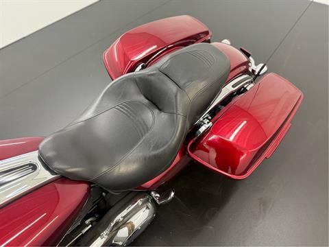 2017 Harley-Davidson Street Glide® Special in Rochester, New York - Photo 6