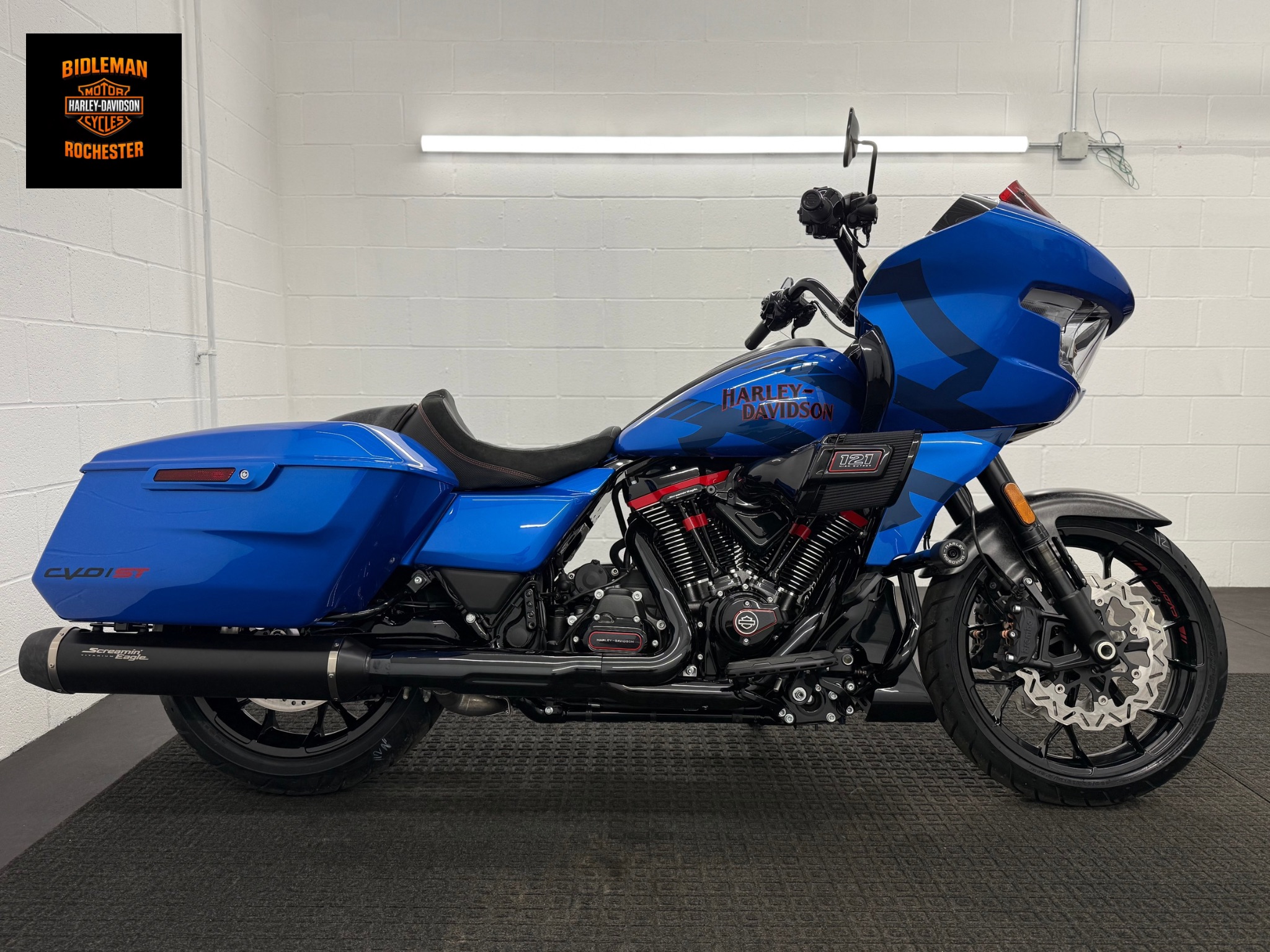 2026 Harley-Davidson CVO Road Glide® ST 1