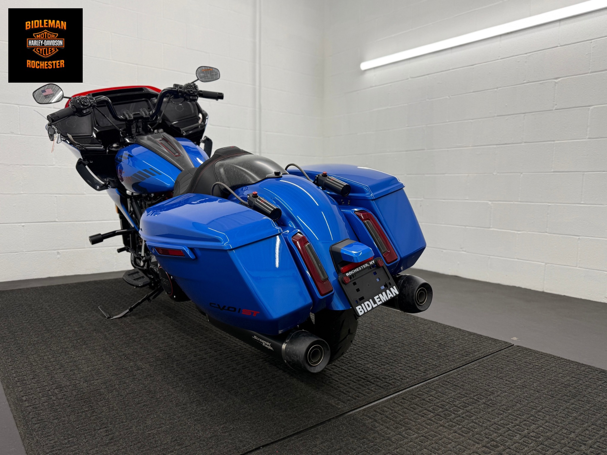 2026 Harley-Davidson CVO Road Glide® ST 4