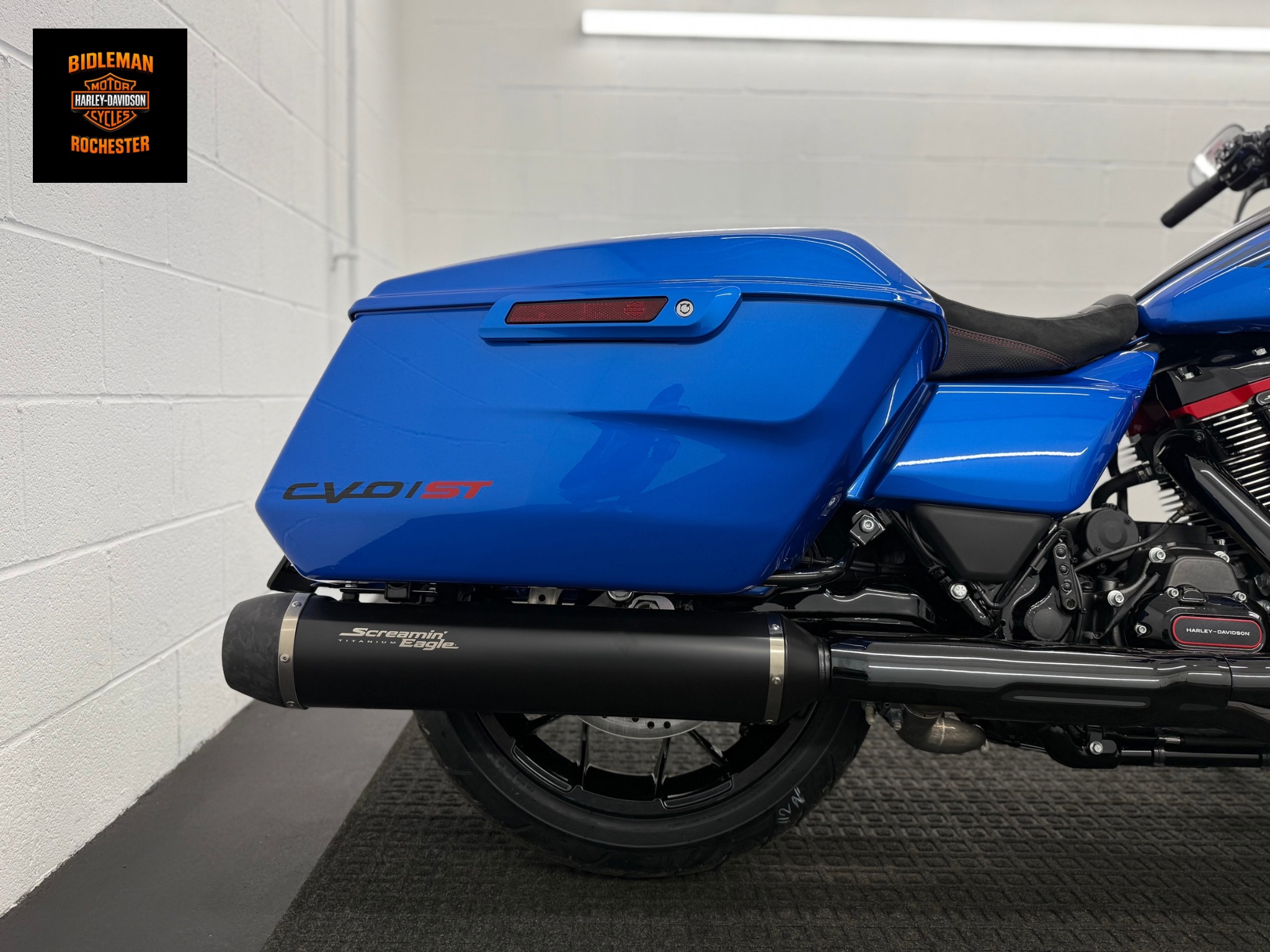 2026 Harley-Davidson CVO Road Glide® ST 11