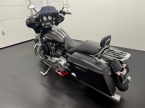 2013 Harley-Davidson Street Glide® in Rochester, New York - Photo 6