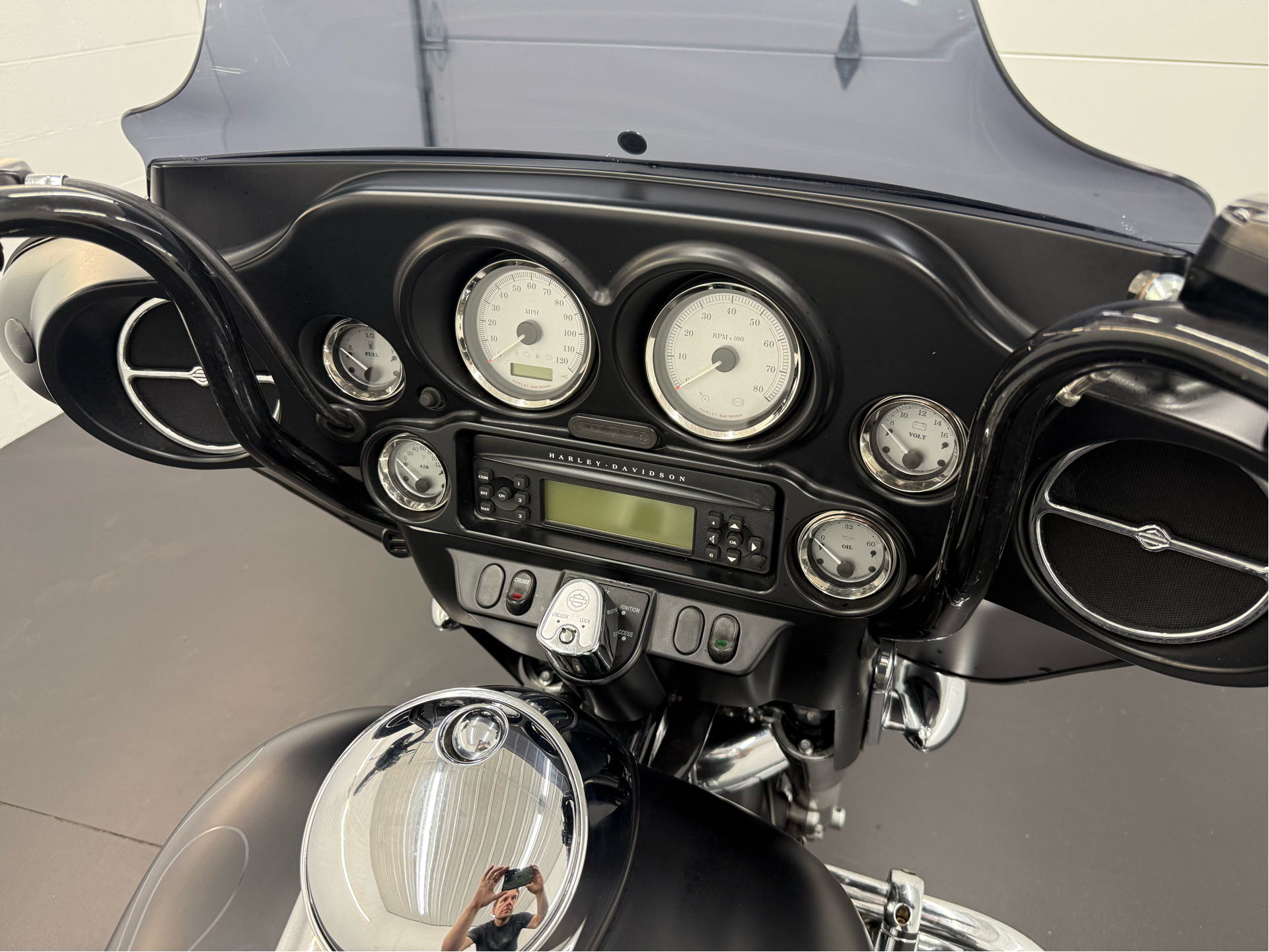 2013 Harley-Davidson Street Glide® in Rochester, New York - Photo 7