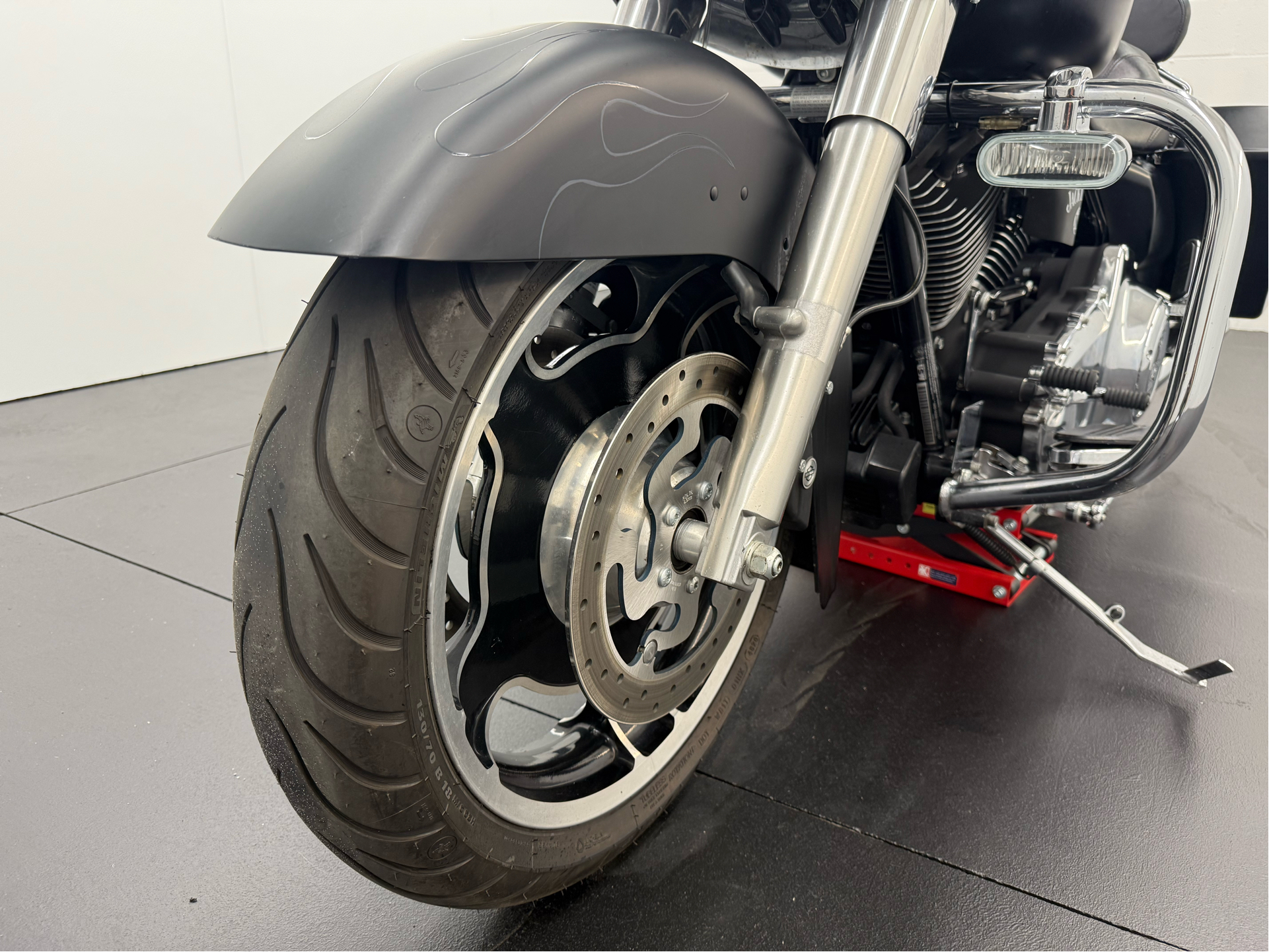 2013 Harley-Davidson Street Glide® in Rochester, New York - Photo 10
