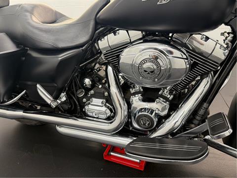2013 Harley-Davidson Street Glide® in Rochester, New York - Photo 12