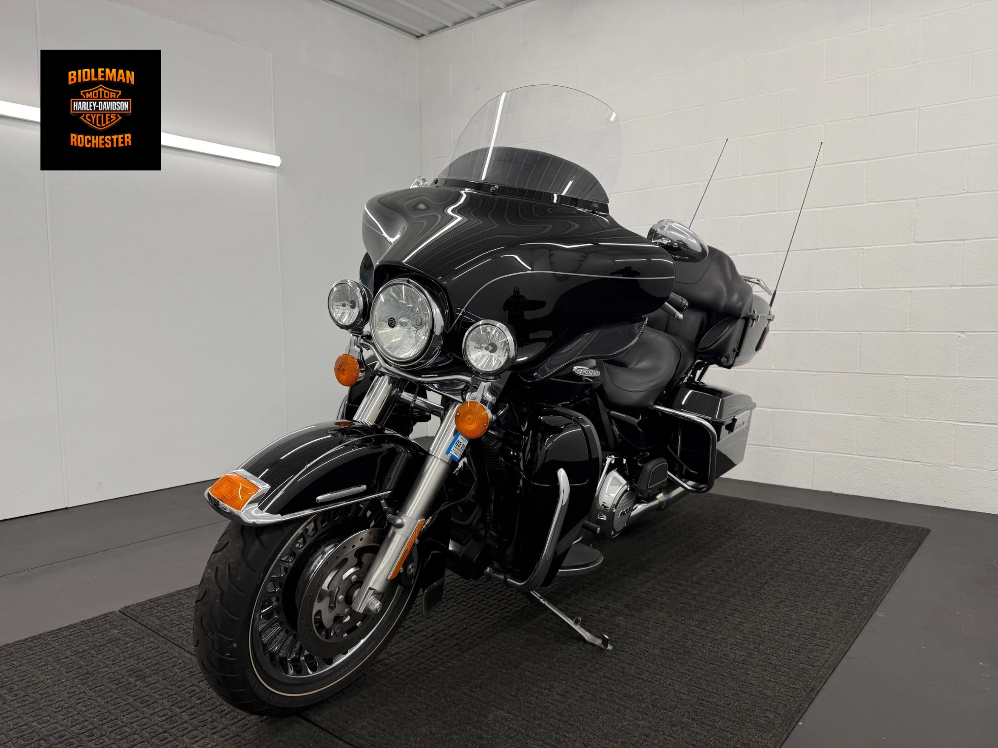2012 Harley-Davidson Electra Glide® Ultra Limited 3