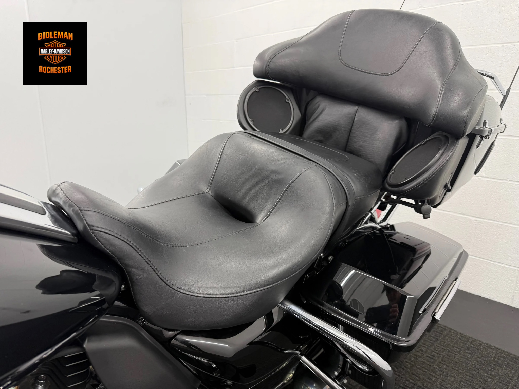 2012 Harley-Davidson Electra Glide® Ultra Limited 11