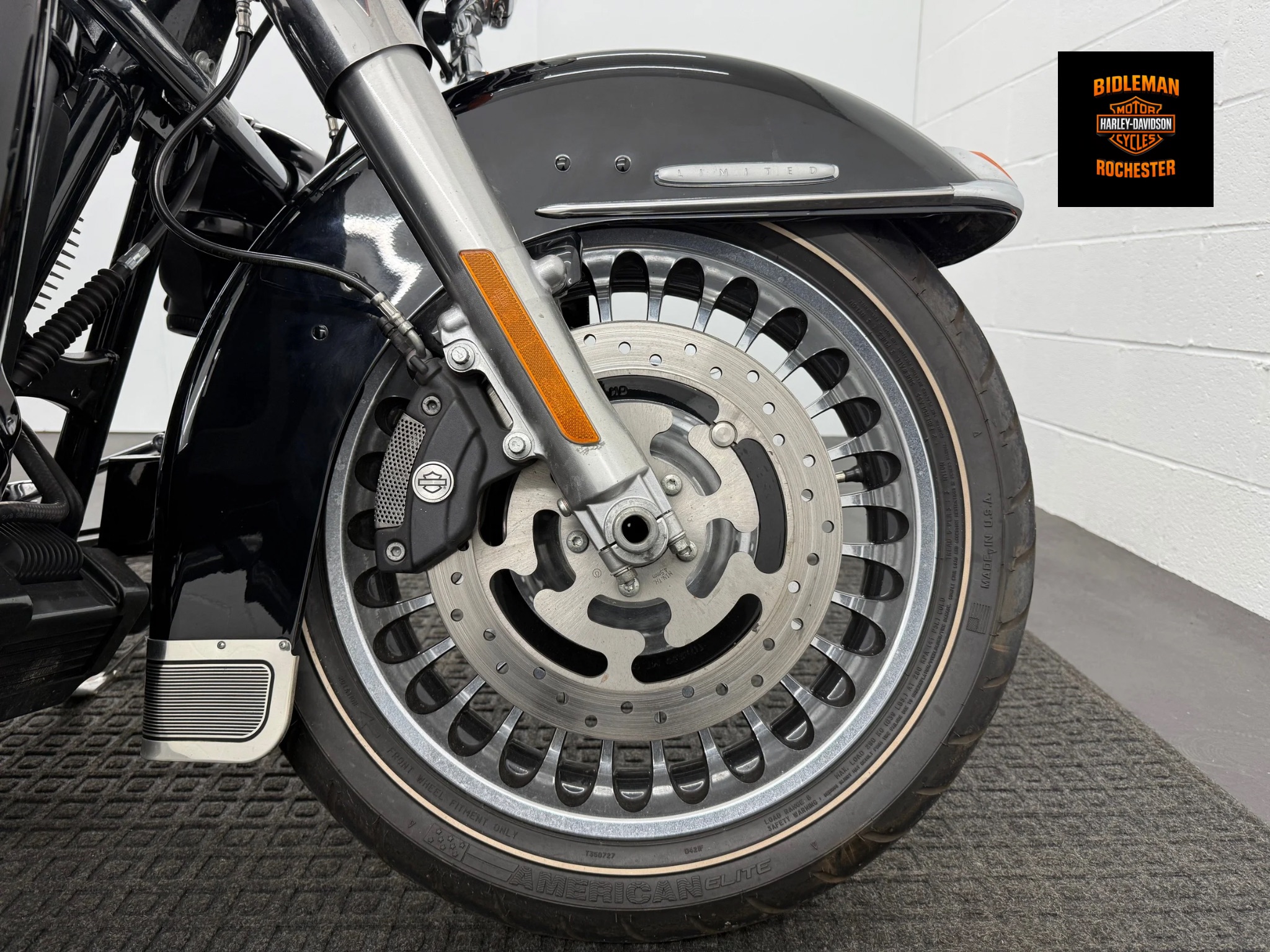 2012 Harley-Davidson Electra Glide® Ultra Limited 12