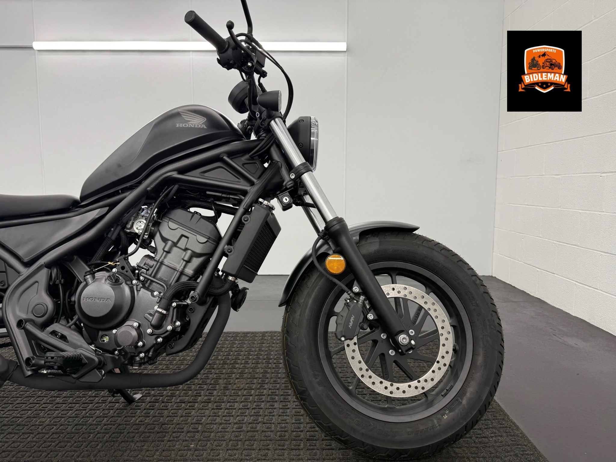 2025 Honda Rebel 300 6