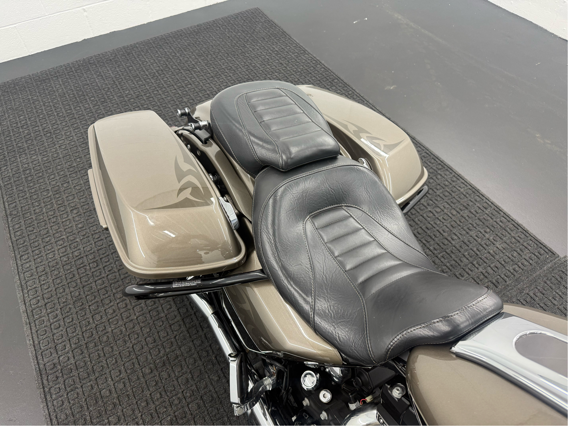 2014 Harley-Davidson CVO™ Road King® in Rochester, New York - Photo 5