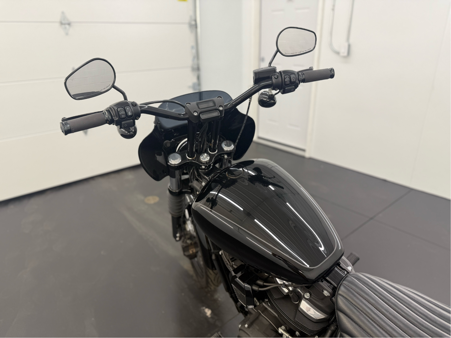 2018 Harley-Davidson Street Bob® 107 in Rochester, New York - Photo 6