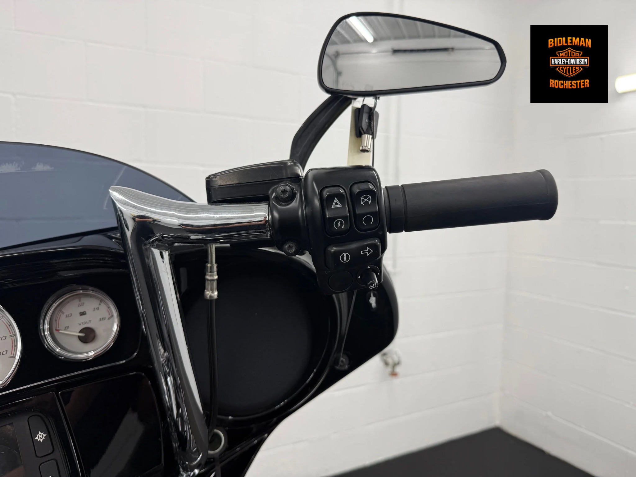 2017 Harley-Davidson Street Glide® Special 9
