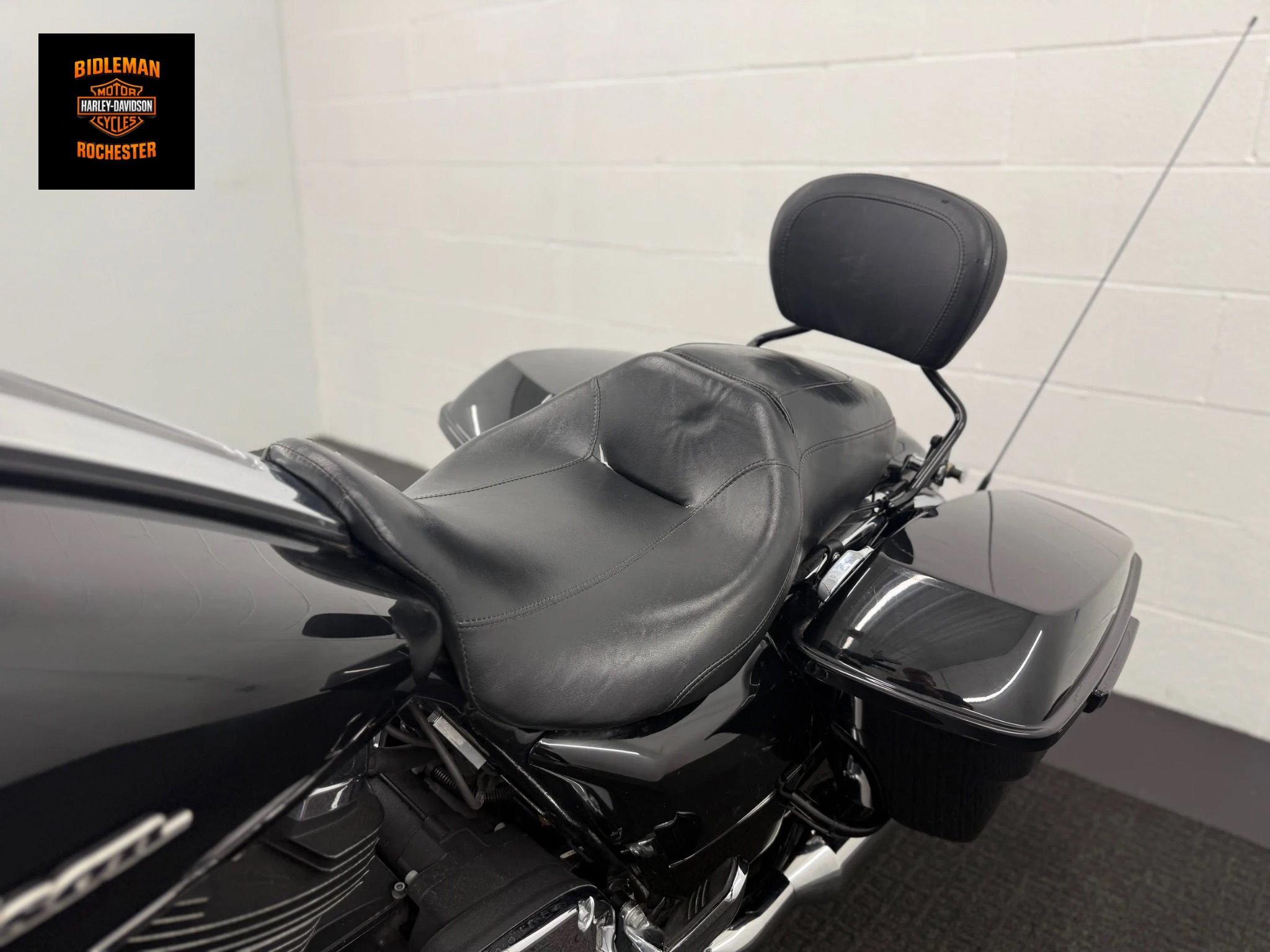 2017 Harley-Davidson Street Glide® Special 12