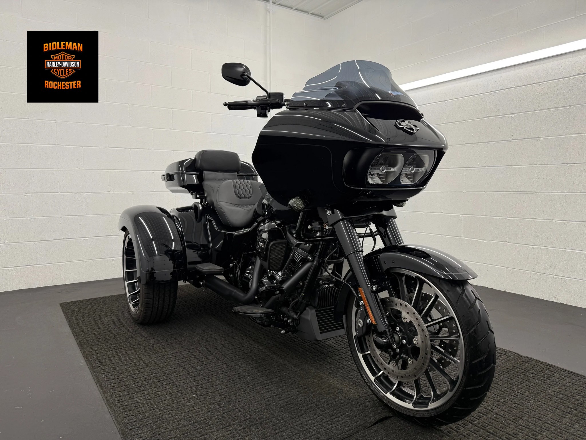 Used 2024 Harley-Davidson Road Glide® 3 Motorcycle - Specs, Price