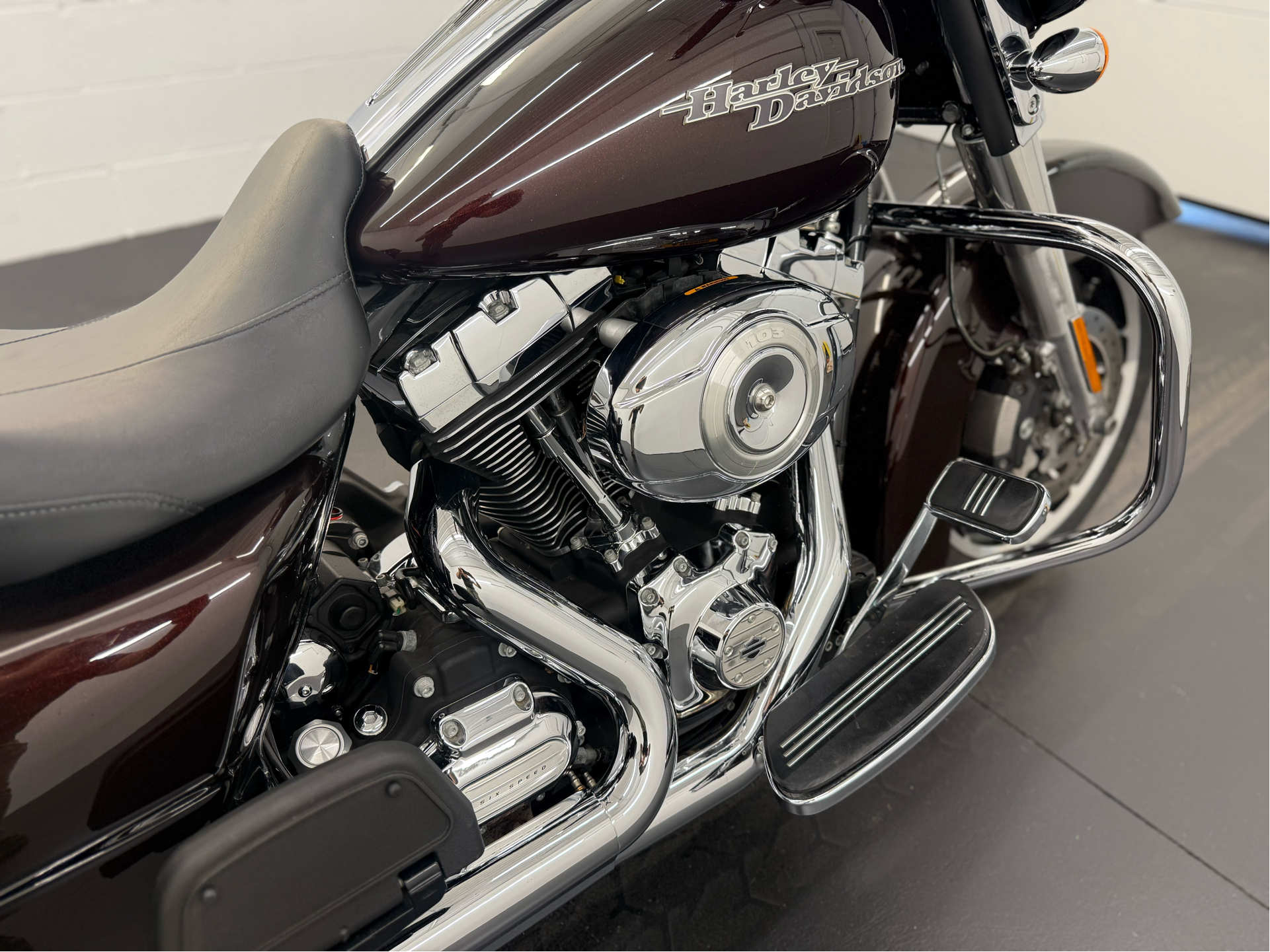 2011 Harley-Davidson Street Glide® in Rochester, New York - Photo 2