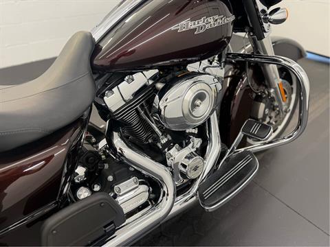 2011 Harley-Davidson Street Glide® in Rochester, New York - Photo 2