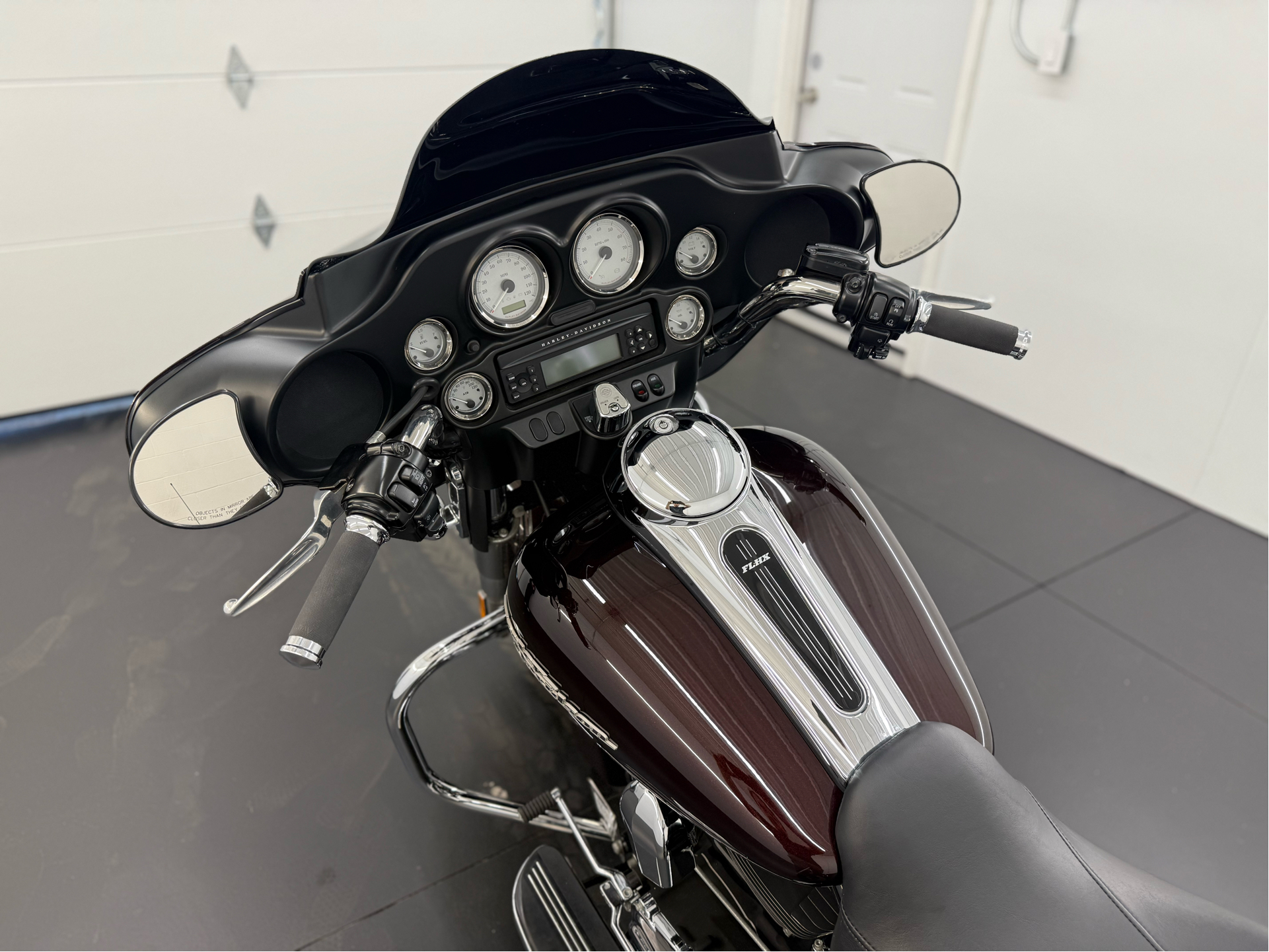 2011 Harley-Davidson Street Glide® in Rochester, New York - Photo 6