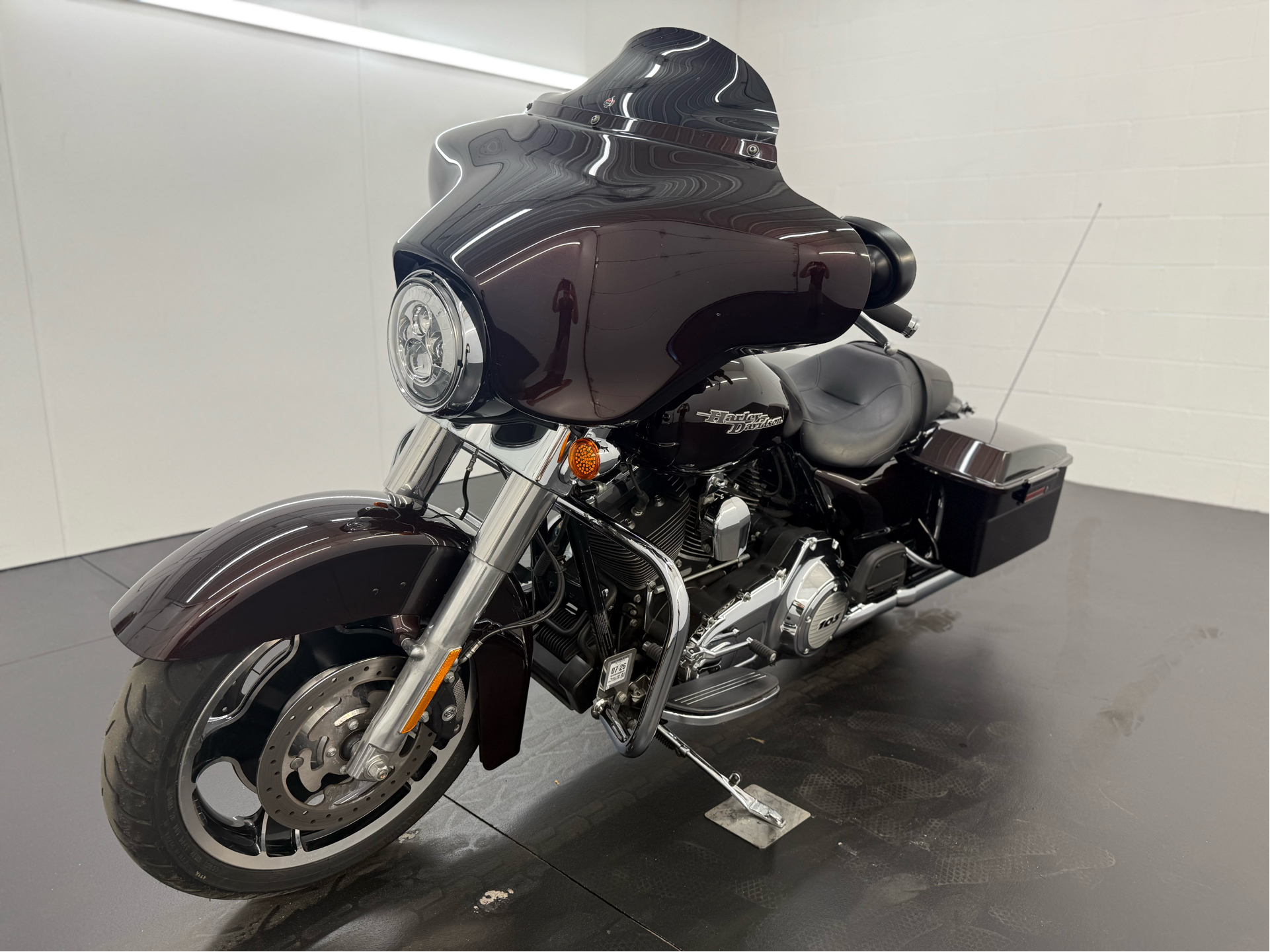 2011 Harley-Davidson Street Glide® in Rochester, New York - Photo 13
