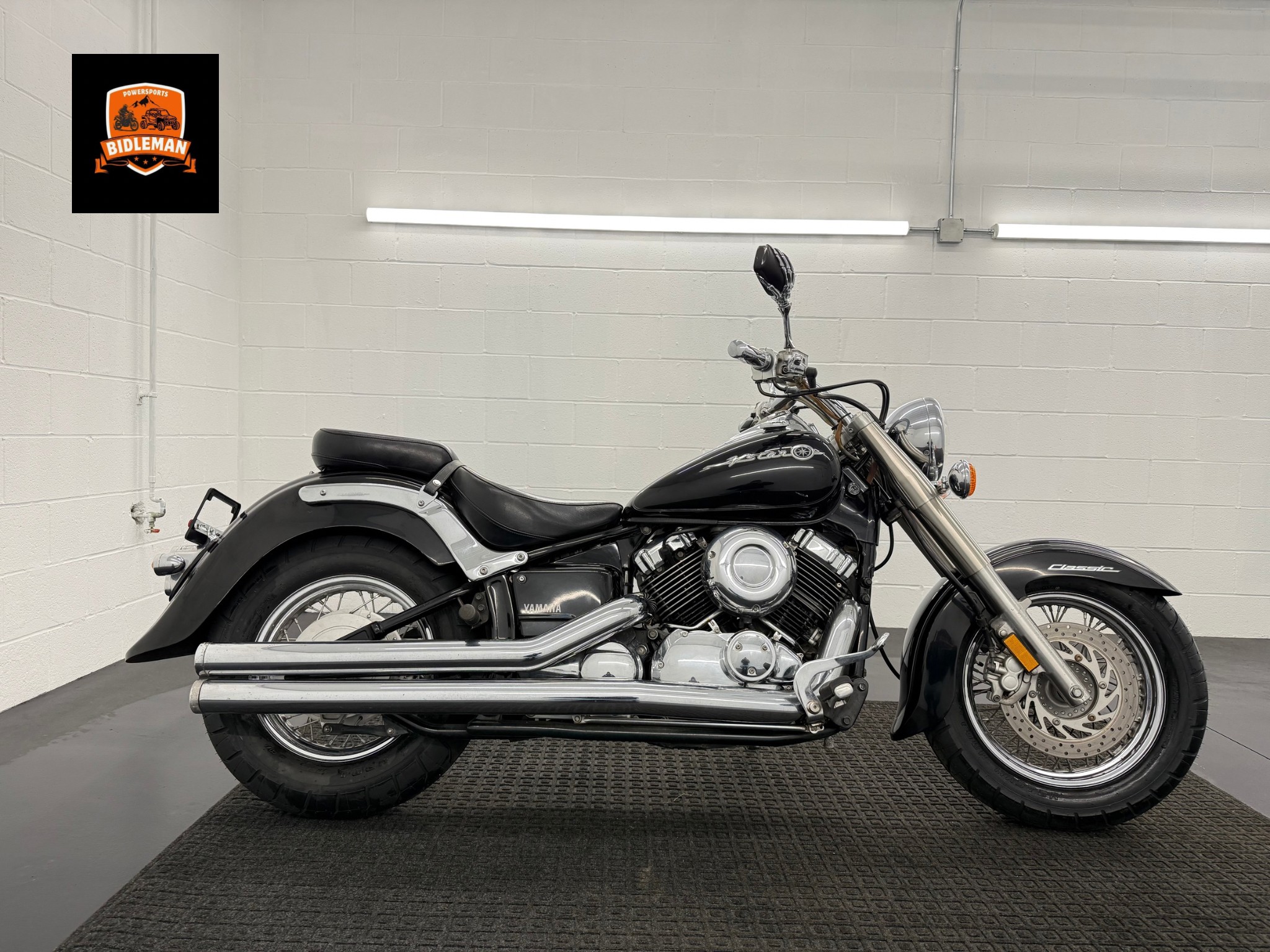 2000 Yamaha V Star Classic 1