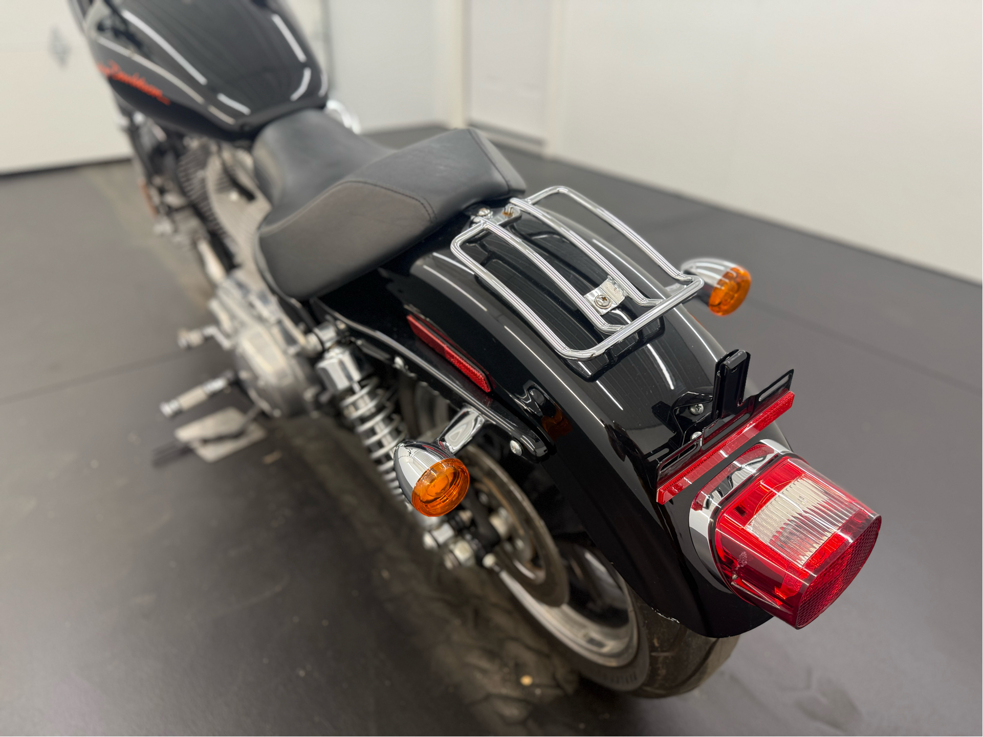 2013 Harley-Davidson Sportster® 883 SuperLow® in Rochester, New York - Photo 4