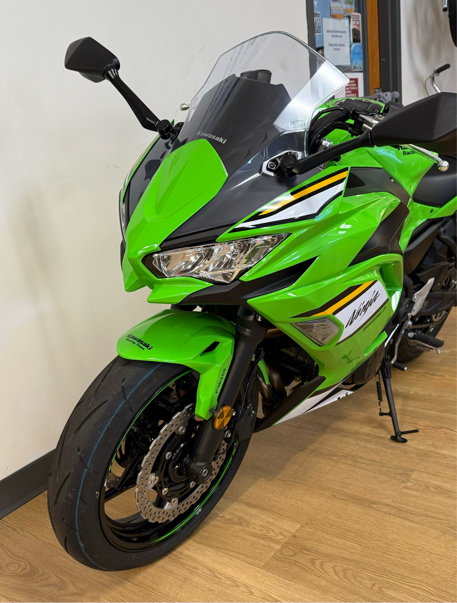 Used 2025 Kawasaki Ninja 650 KRT Edition ABS Lime Green / Ebony