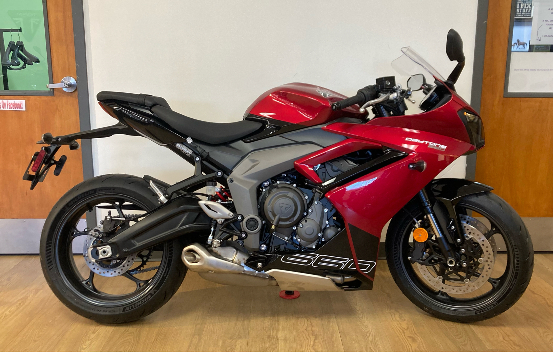 New 2025 Triumph Daytona 660 Carnival Red / Sapphire Black