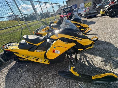 Used 2023 Ski-Doo Renegade X 850 E-TEC ES Ice Ripper XT 1.25