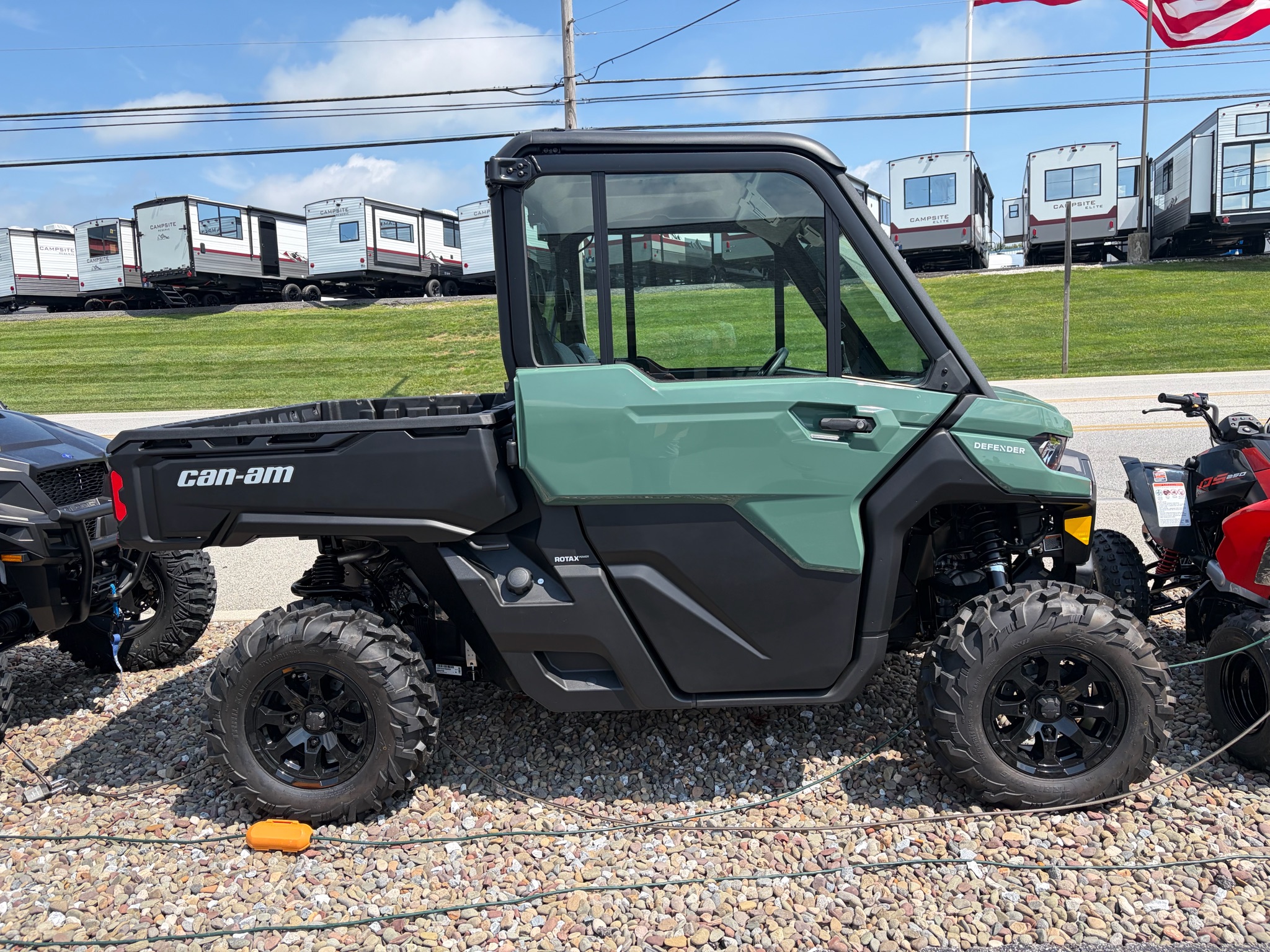 2026 Defender DPS CAB HD10
