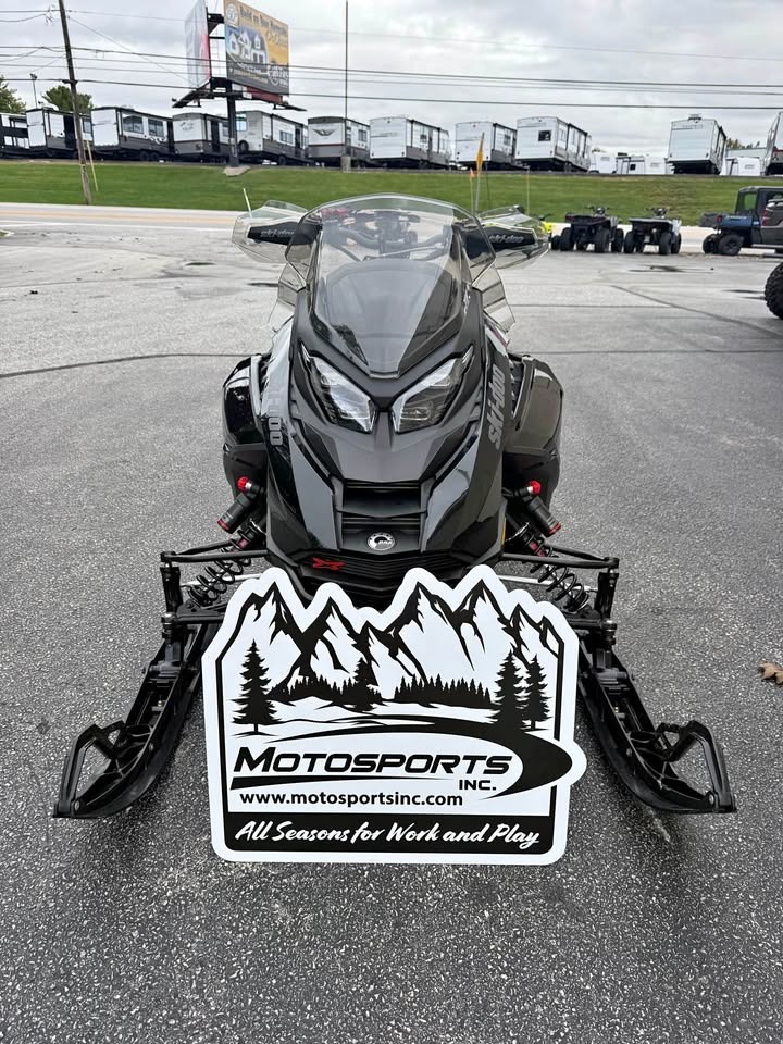 2024 Ski-Doo Renegade X-RS 900 ACE Turbo R ES Ice Ripper XT 1.5 1