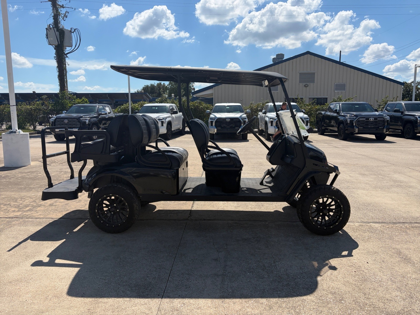 2026 EZGO Express photo 2